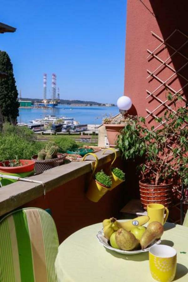 Pietas Iulia Apartment Пула Екстериор снимка